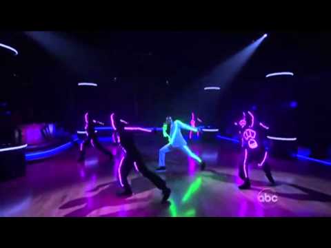 KENTO MORI(ケントモリ) Dancing With The Stars [Chris Brown]